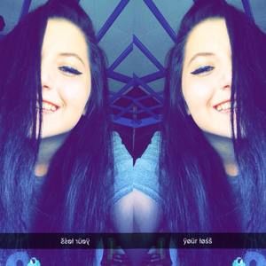 Meet your Posher, Desi